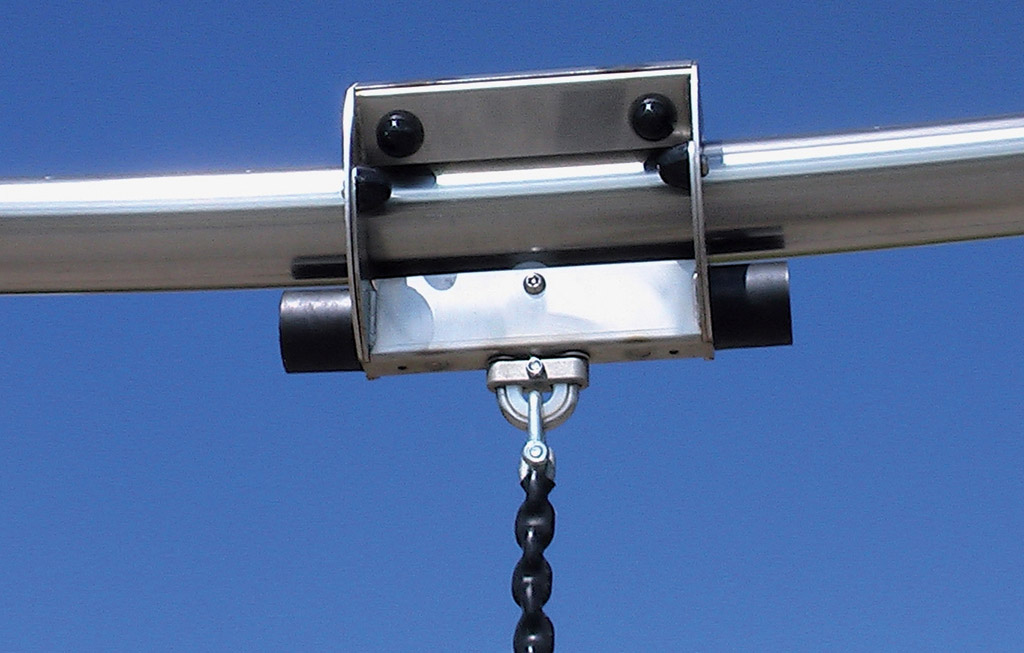 The one-piece rail