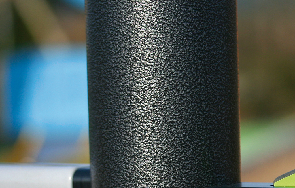 The 102mm diameter posts