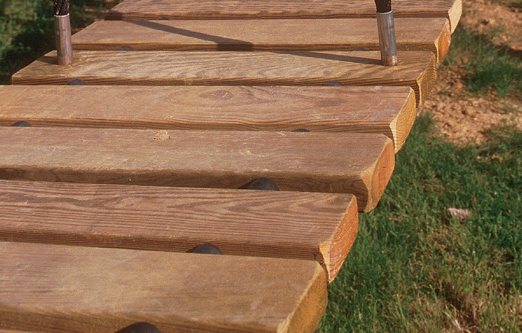 The gangway floor