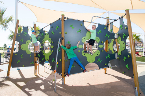 Semaphore Play Space