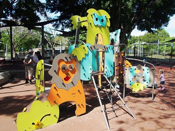 Rocks Riverside Park Junior Playground