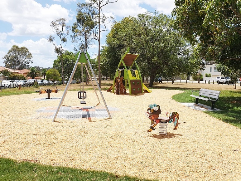 Swing and springer at Epala Street Park Playground