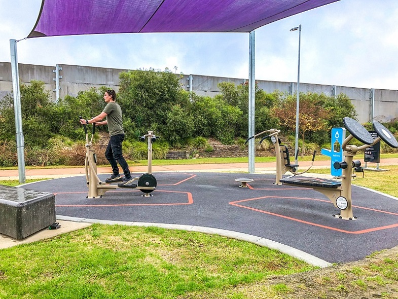 Fitness station at East Albury Outdoor Fitness Zones