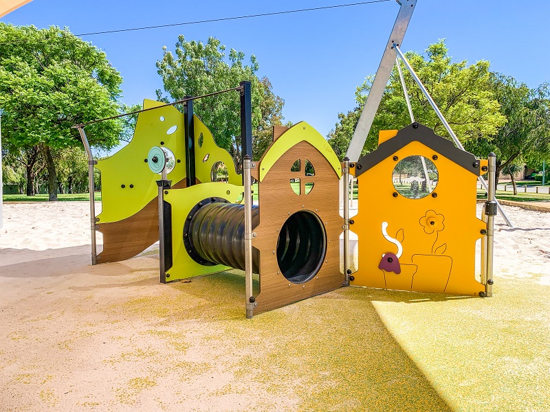 Playhouse at Covent Park Pearsall Playground