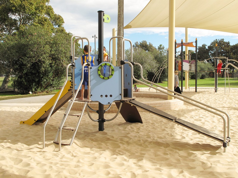 Scarborough Park Playground