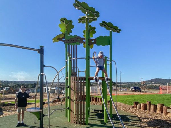 The Range Reserve, Aston Hills Playground