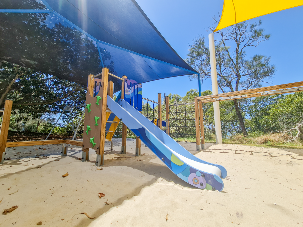 Multi Play Unit with Slide at Pioneer Park Lamb Island