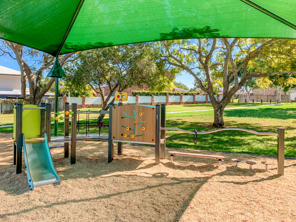 Diabolo Multiplay with balance trail