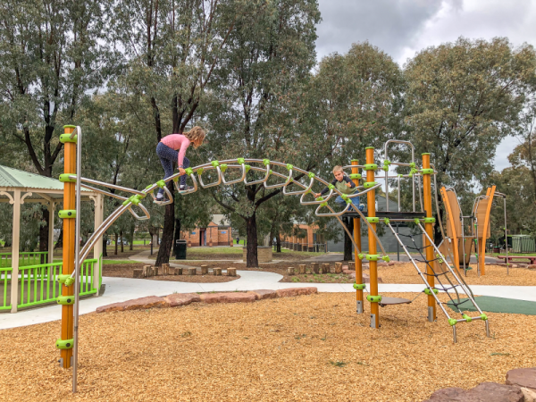 Kids climbing on Ixo play unit