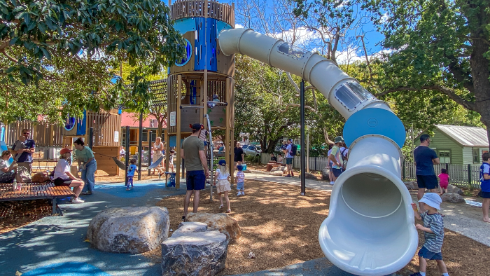 Busy Hindmarsh Park Playground in Kiama