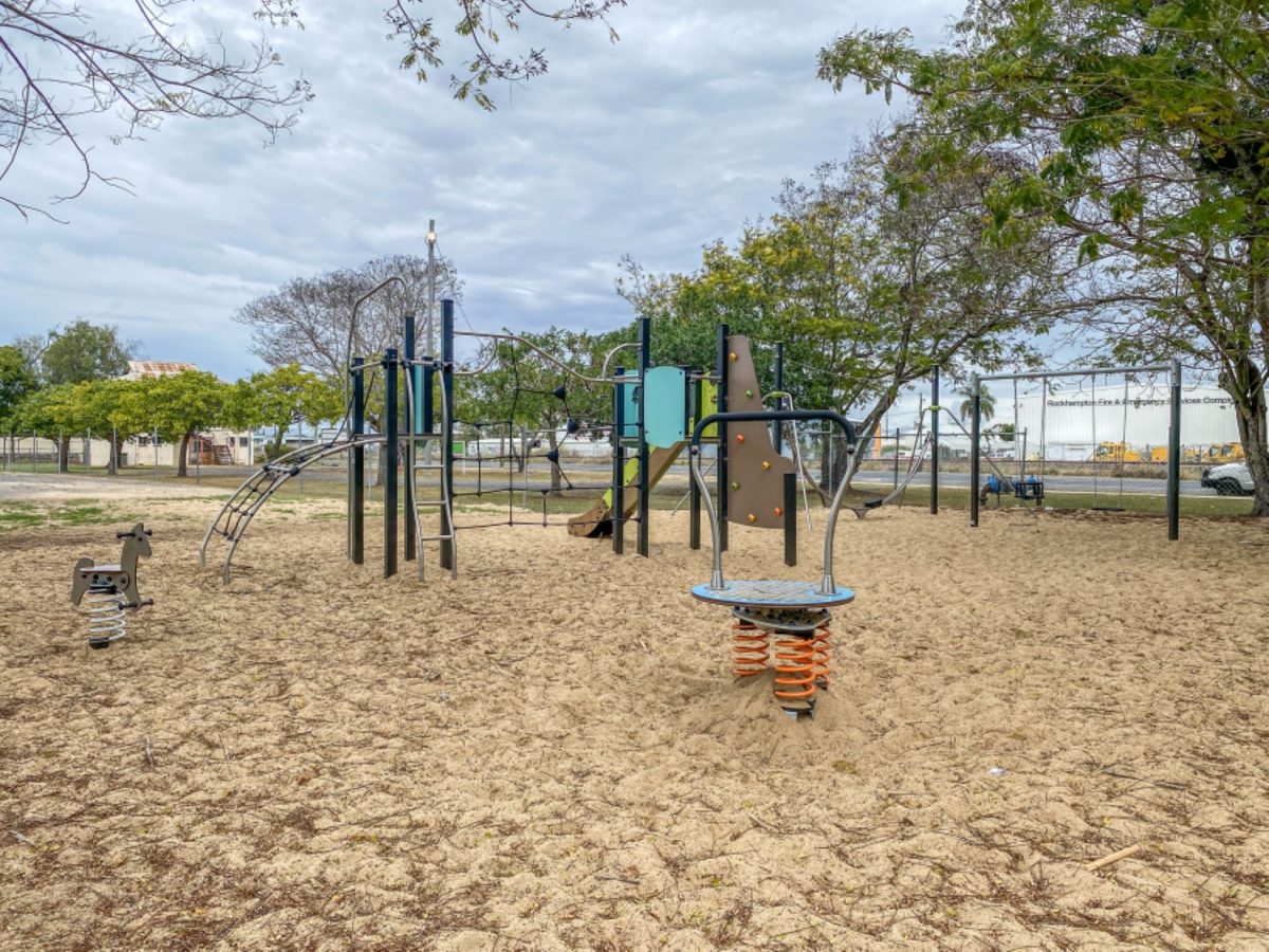 Rodeoboard at Tom Brady Park Playground