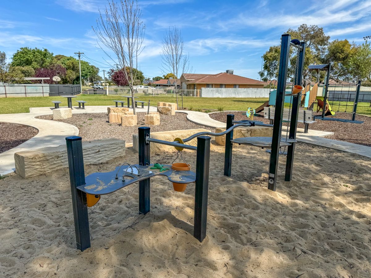 Borland Leckie Park Playspace Sand Factory