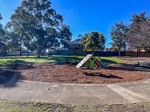 Rochester Grove Reserve Playground Climbing Hut
