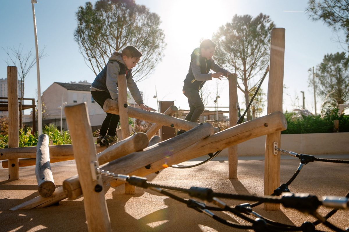 Climbing logs Robinia Wood Play Equipment